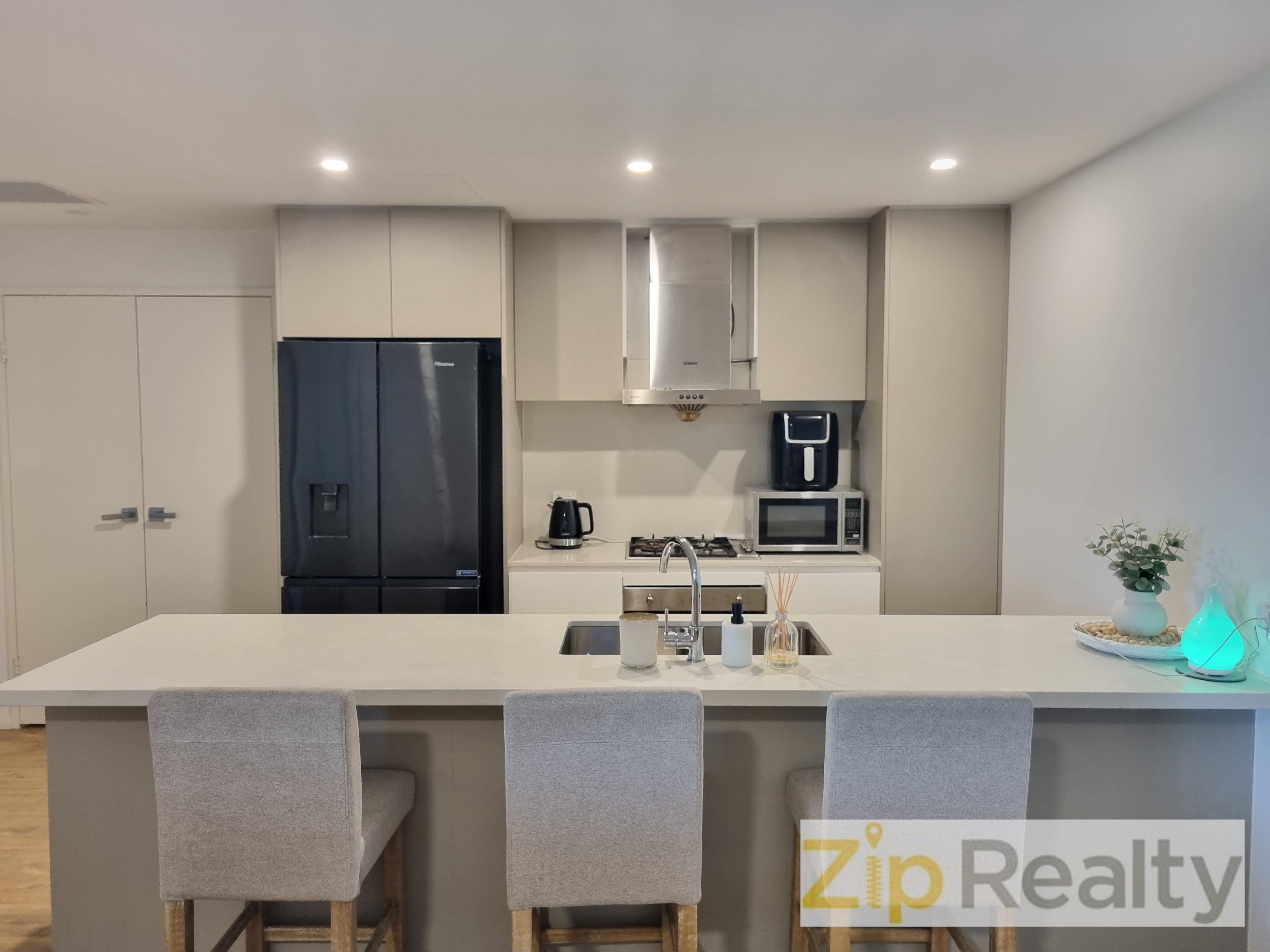 Simple Lifestyle and Convenience Location at Rouse Hill 